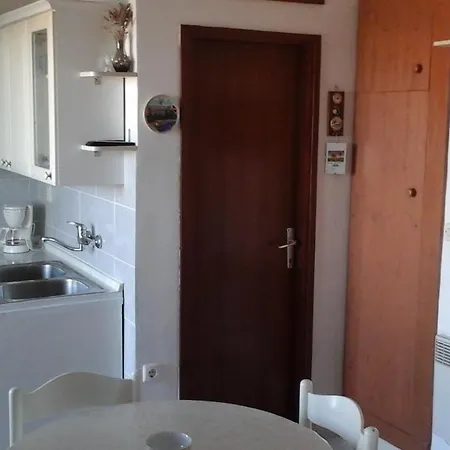 Apartment Pag 1 *